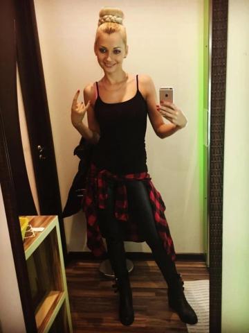 Галина Апартаменты Блондинка