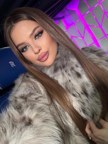 Даша Высокая Брюнетка фото 3