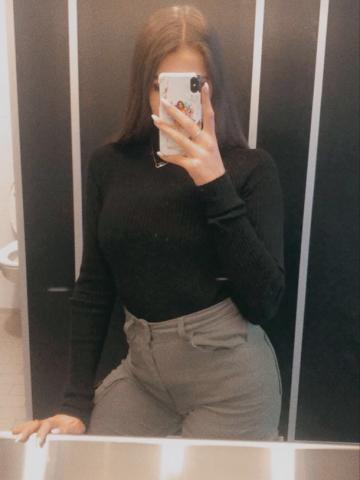 Кира Вип Горячая Брюнетка